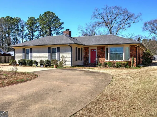 47 Arrowhead Dr, Cartersville, GA 30120