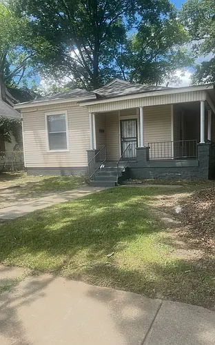 878 Stafford Ave Photo 1
