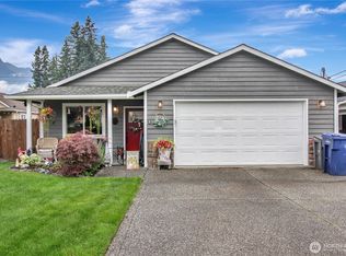 915 Givens Ave, Darrington, WA 98241