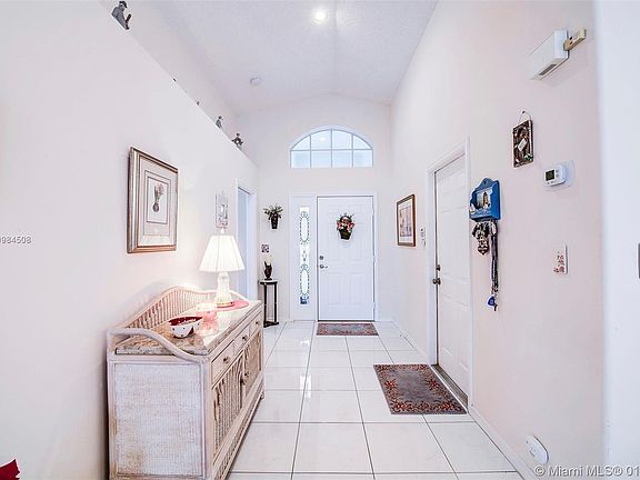5th image of 7774 Great Glen Cir