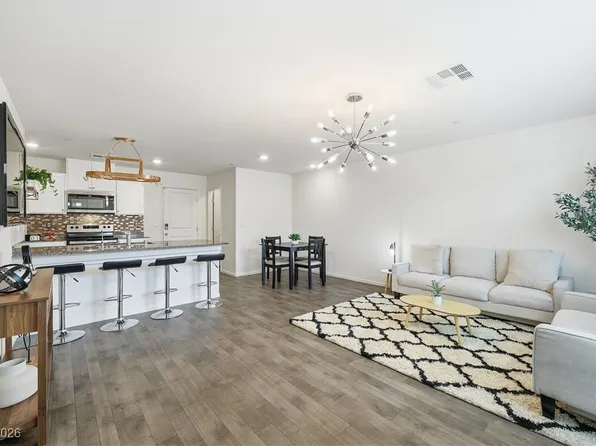 1125 Meadow Sparrow Pl, Henderson, NV 89011