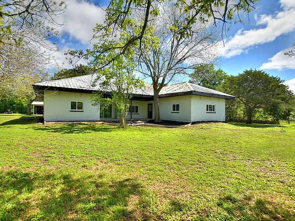 2nd image of 650 County Road 212