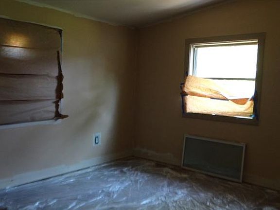 5th image of 3310 Deleuil Ave