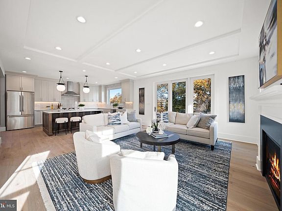 4th image of 600 29th Rd S