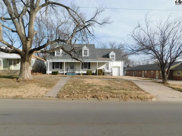 1218 Broadway St, Larned, KS 67550