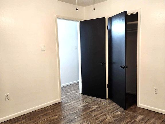 3rd image of 312 Lake St