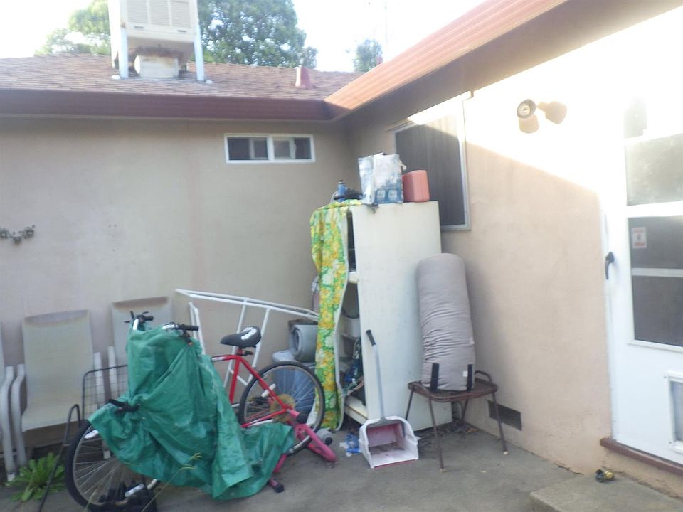 2nd image of 6640 Golf View Dr