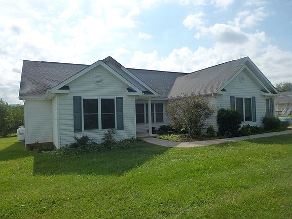 2nd image of 203 Pine Bark Dr