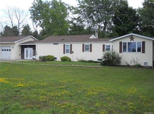11366 Harrison Rd, Medina, NY 14103