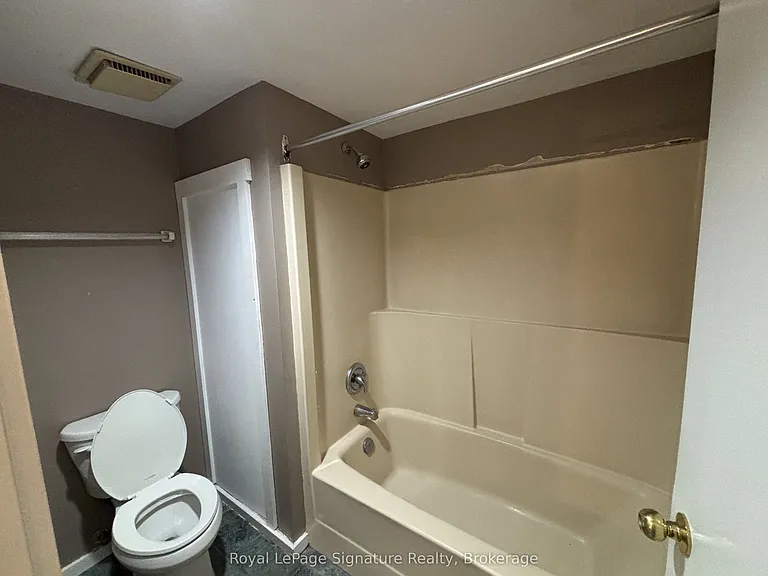 11 Dawson Dr #717 — Photo 22