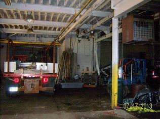 14326 E 9 Mile Rd, Warren, MI 48089