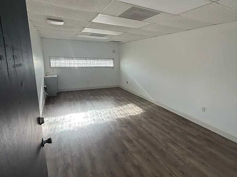 160 W Evergreen Ave #101-202-215 — Photo 10