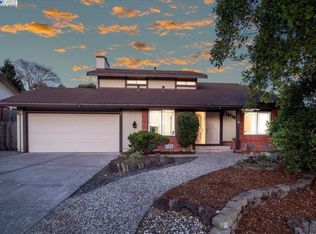 18714 E Cavendish Dr, Castro Valley, CA