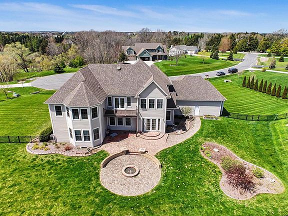 4th image of 3268 Bay Hill ROAD