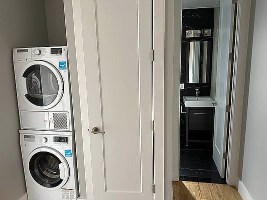 4th image of 1569 Lexington Ave APT 32