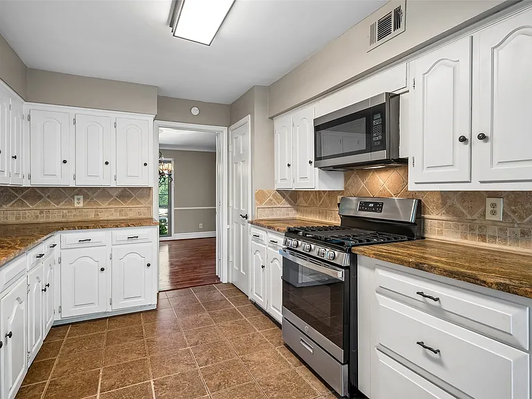10503 Berry Knoll Dr — Photo 7