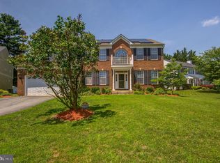1 Hickory Spring Ct, Gaithersburg, MD 20882