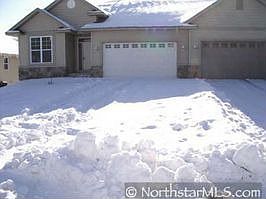 Home for Sale in Eden Prairie, Minnesota $259,900