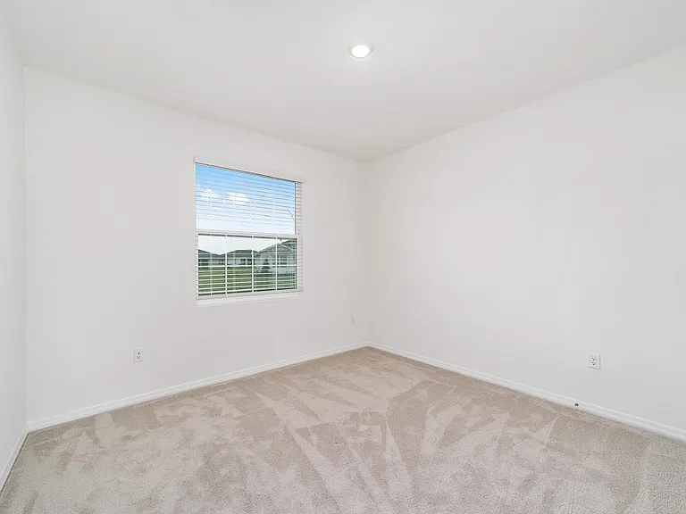 4665 NW 51st Terrace Rd — Photo 29