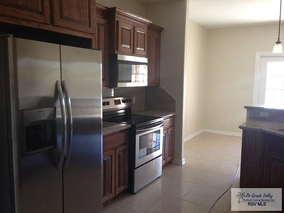 4th image of 702 Windfield Dr
