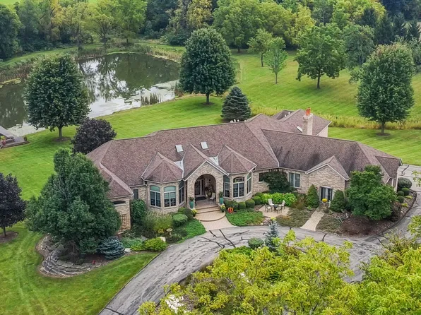 19014 Kishwaukee Valley Rd, Marengo, IL 60152