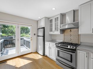 1143 Terrace Dr, Saint Louis, MO 63117