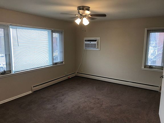 5th image of 1936 Ford Pkwy APT 101