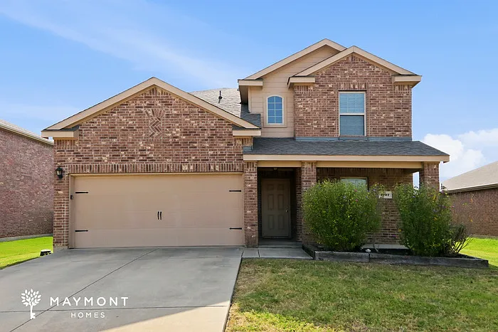 1207 Savannah Ridge Dr — Photo 1