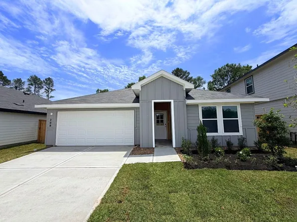 208 Golden Eagle Blvd, New Waverly, TX 77358