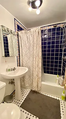 Rented by Triplemint | media 17