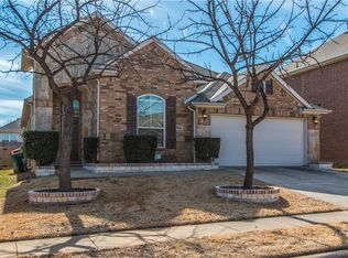 504 Jefferson Ln, Lake Dallas, TX 75065