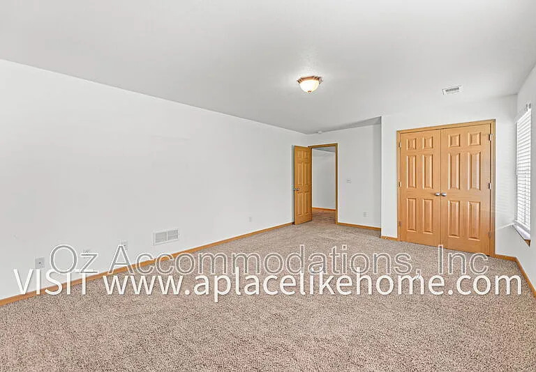 8626 N Cleveland Ln — Photo 22