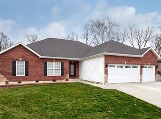 120 Bobcat Ct, Wentzville, MO 63385