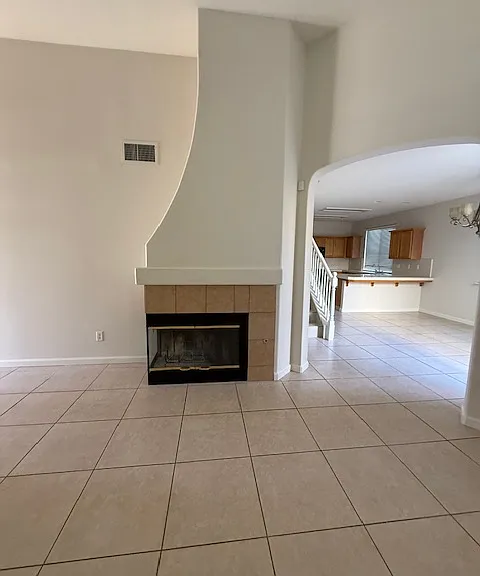 56 W Bohemia Ln — Photo 23