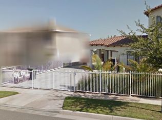 327 Grapevine Dr, Corona, CA 92882