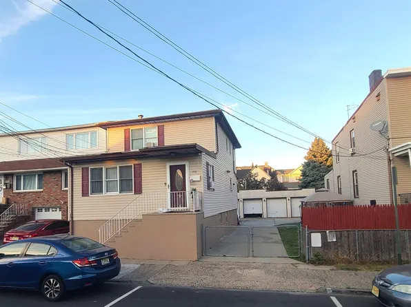 1710 47th St, North Bergen, NJ 07047