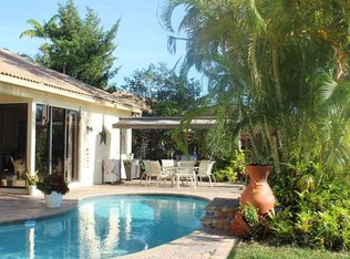 422 Stonemont Dr, Weston, FL 33326