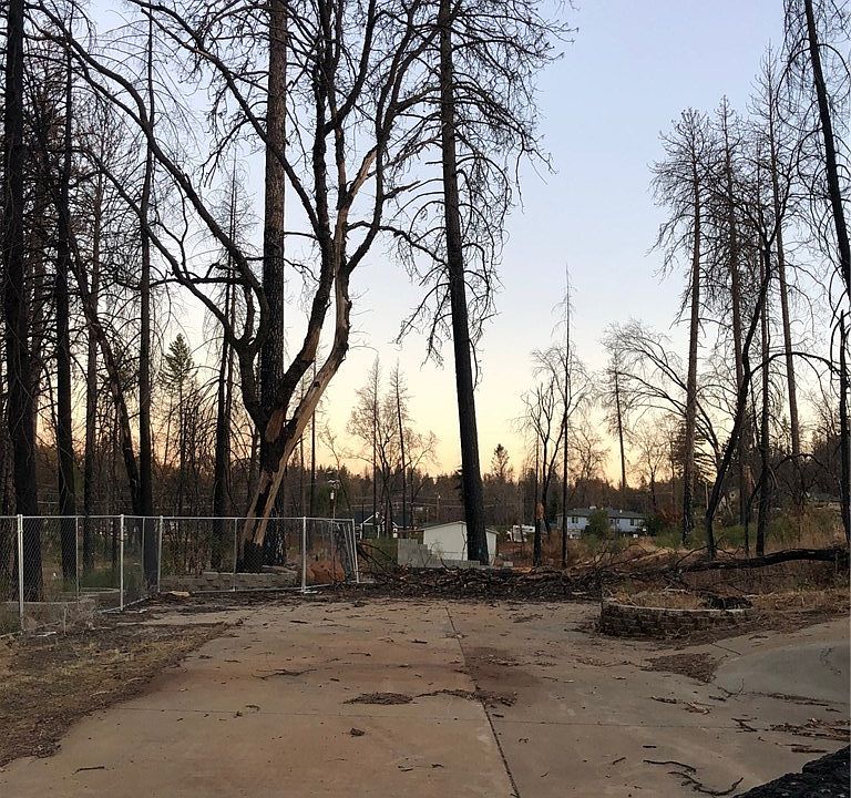 2nd image of 857 Central Park Dr