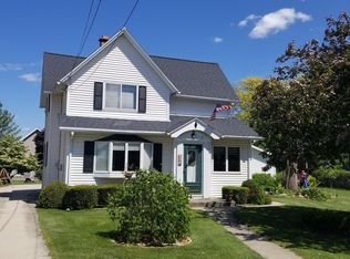 52 Butler St, Random lake, WI 53075