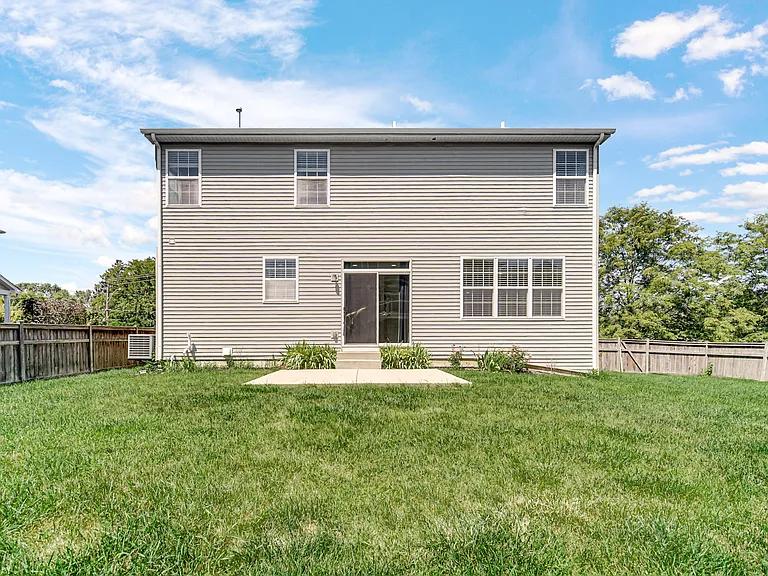 803 W Courtland St — Photo 30