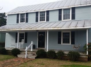 107 N King St, Bath, NC 27808