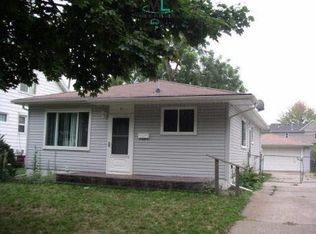 31 Lafayette St, Mount Clemens, MI 48043