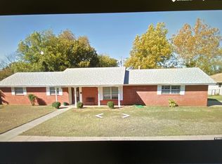 3001 Meadow Ln, Edmond, OK 73013