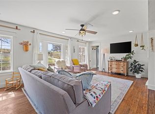 8148 Speaker Rd, Kansas City, KS 66111