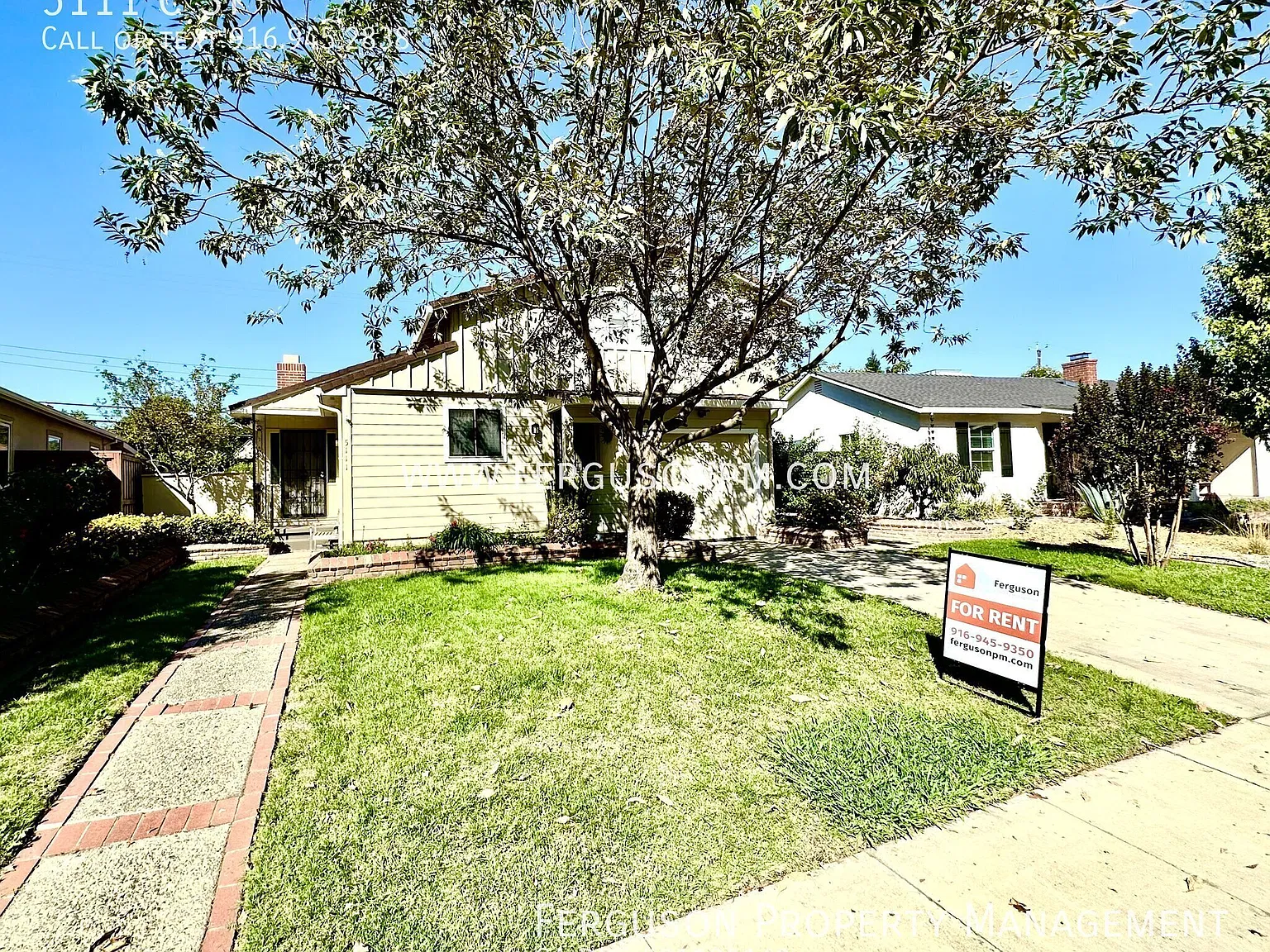 Charming 3 Bedroom Home in an Established Sacramento Neighborhood! — Photo 2