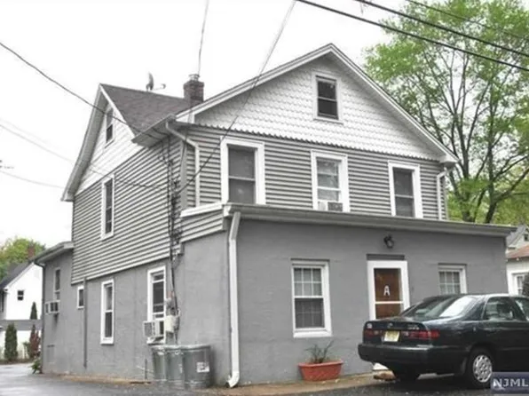 192 High St, Northvale, NJ 07647