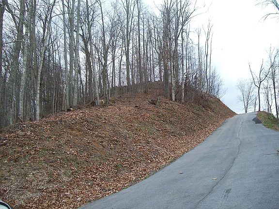 3rd image of Banner Elk Hwy