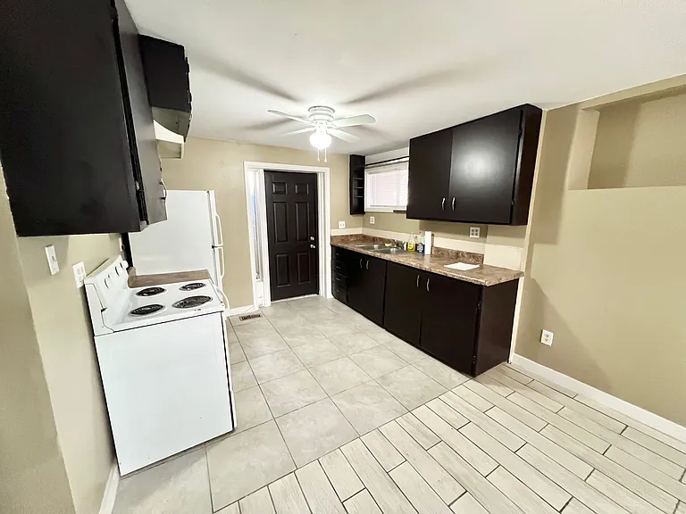381 E Kensington Ave #B — Photo 6
