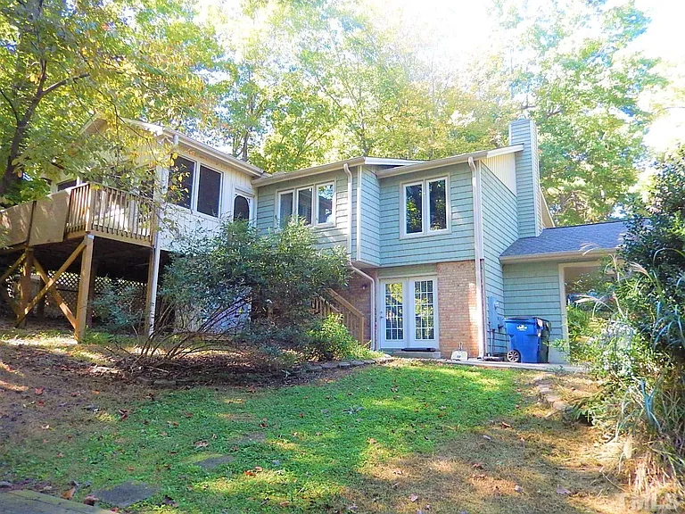 6704 Winding Trl — Photo 30