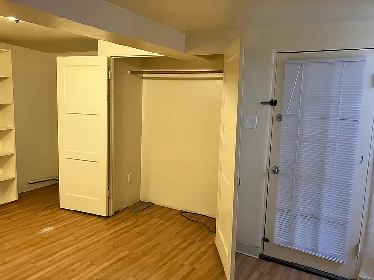 114 Mesa St SE #114 — Photo 4